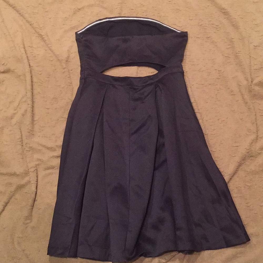 Tobi dress - Picture 3 of 4